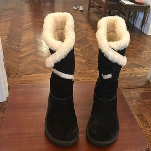 Ugg Messenger Black Suede Boot